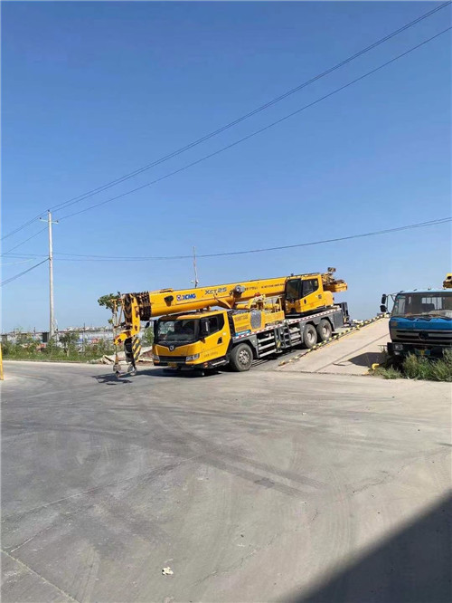 宁陕县吊车作业时，可能会产生哪些额外收费项目？